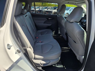 2023 Toyota Highlander XLE