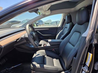 2021 Tesla Model 3 Standard Range Plus