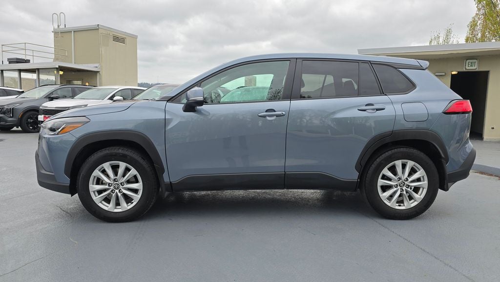 2024 Toyota Corolla Cross LE