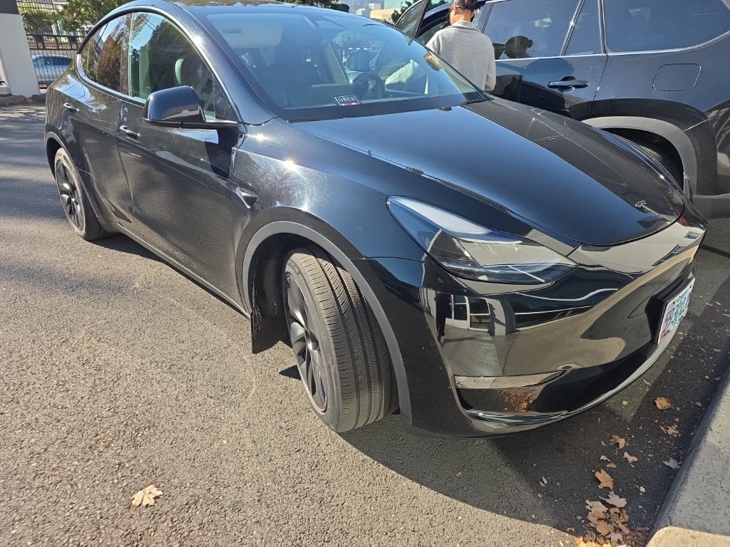 2025 Tesla Model Y Long Range