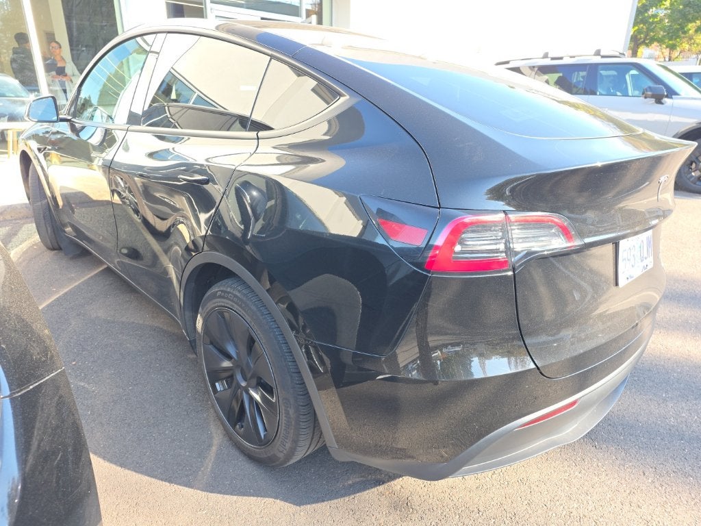 2025 Tesla Model Y Long Range