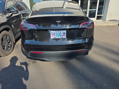 2025 Tesla Model Y Long Range