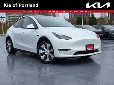 2024 Tesla Model Y Long Range