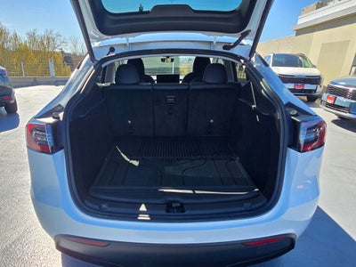 2024 Tesla Model Y Performance