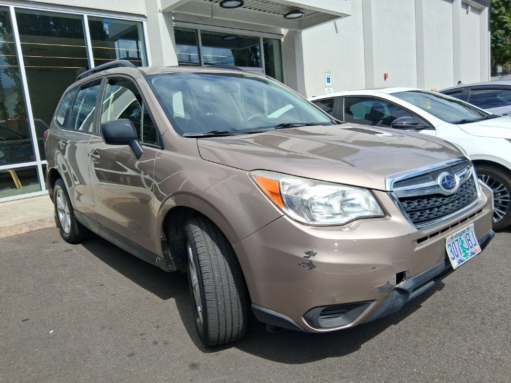 2016 Subaru Forester 2.5i