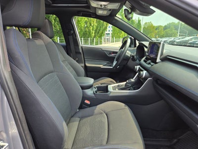 2024 Toyota RAV4 Hybrid SE