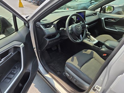 2024 Toyota RAV4 Hybrid SE