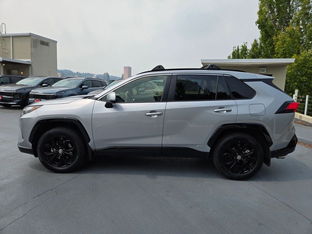 2024 Toyota RAV4 Hybrid SE