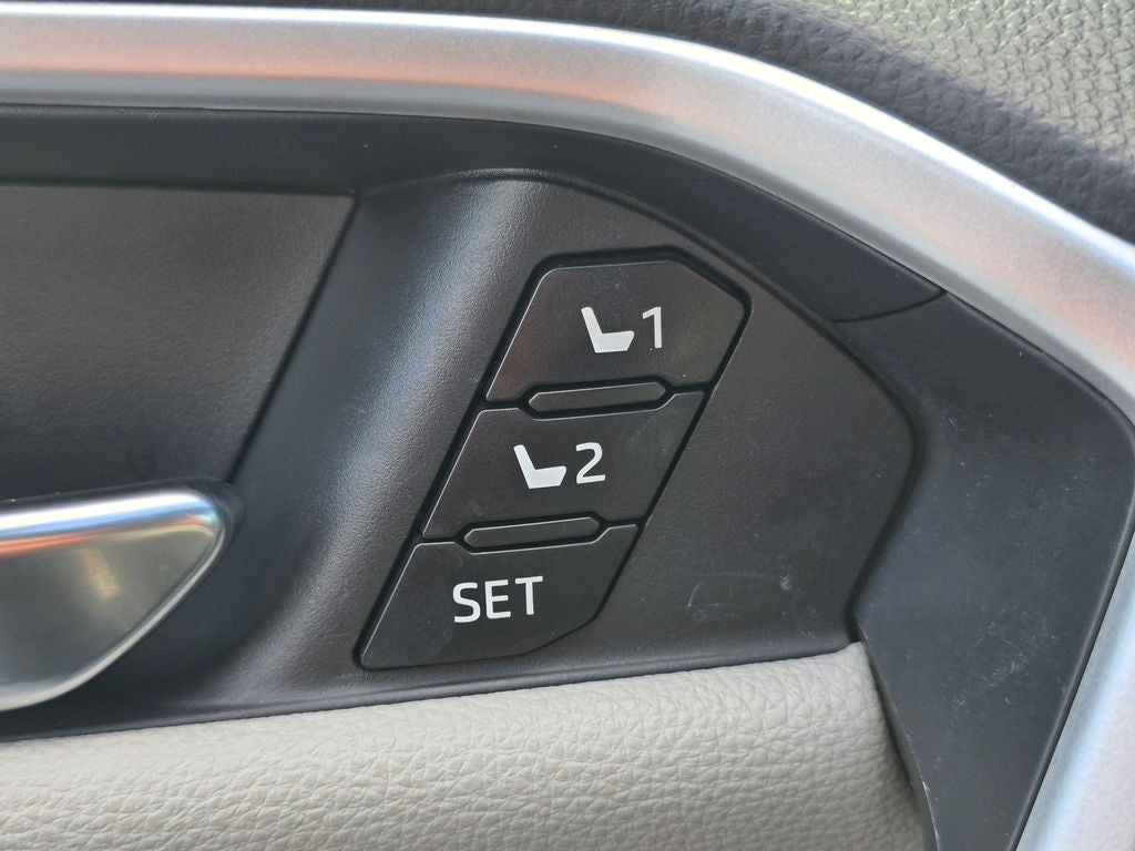 2019 Toyota RAV4 Hybrid Limited