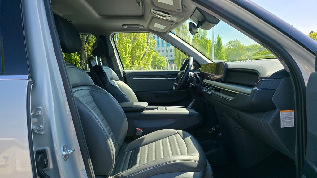 2024 Kia EV9 Land
