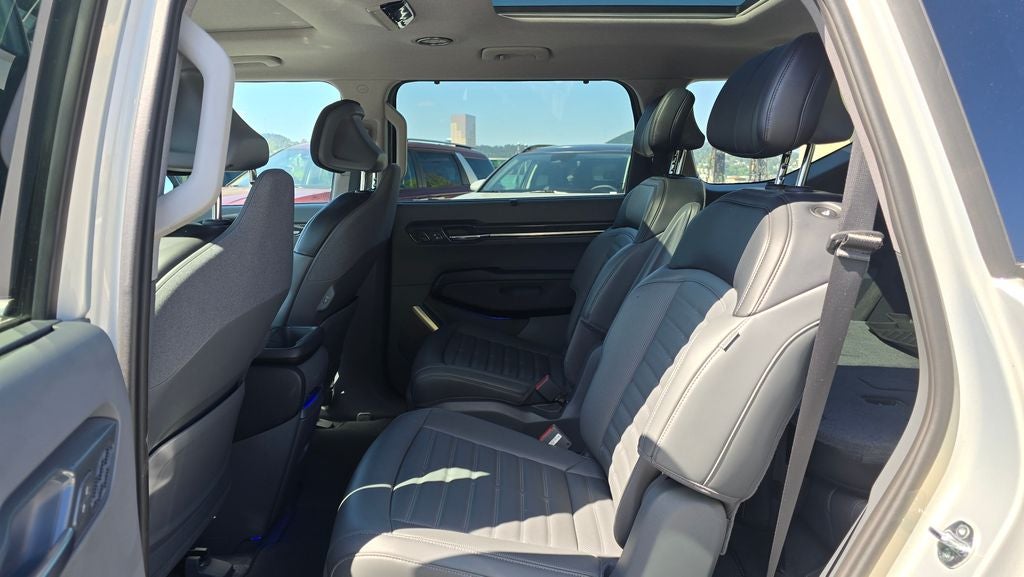 2024 Kia EV9 Land