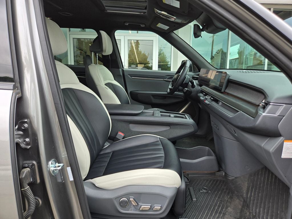 2024 Kia EV9 GT-Line