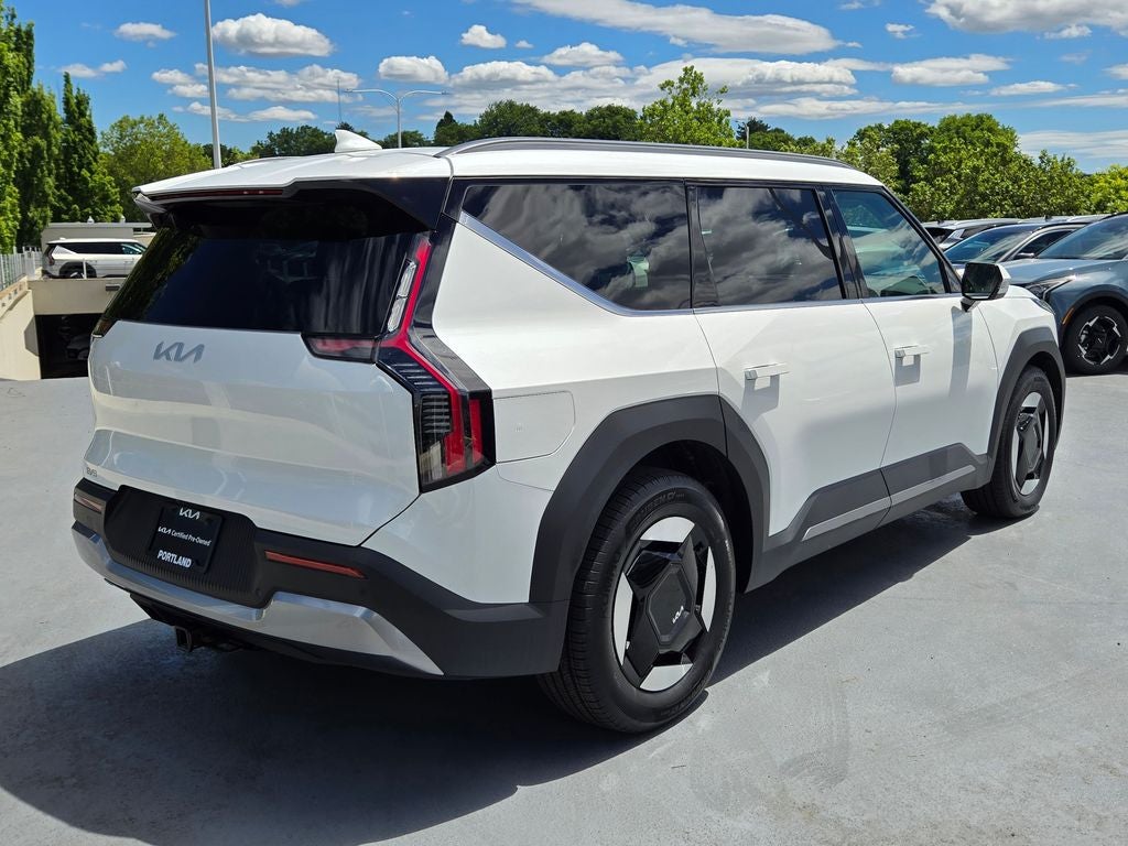 2024 Kia EV9 Wind