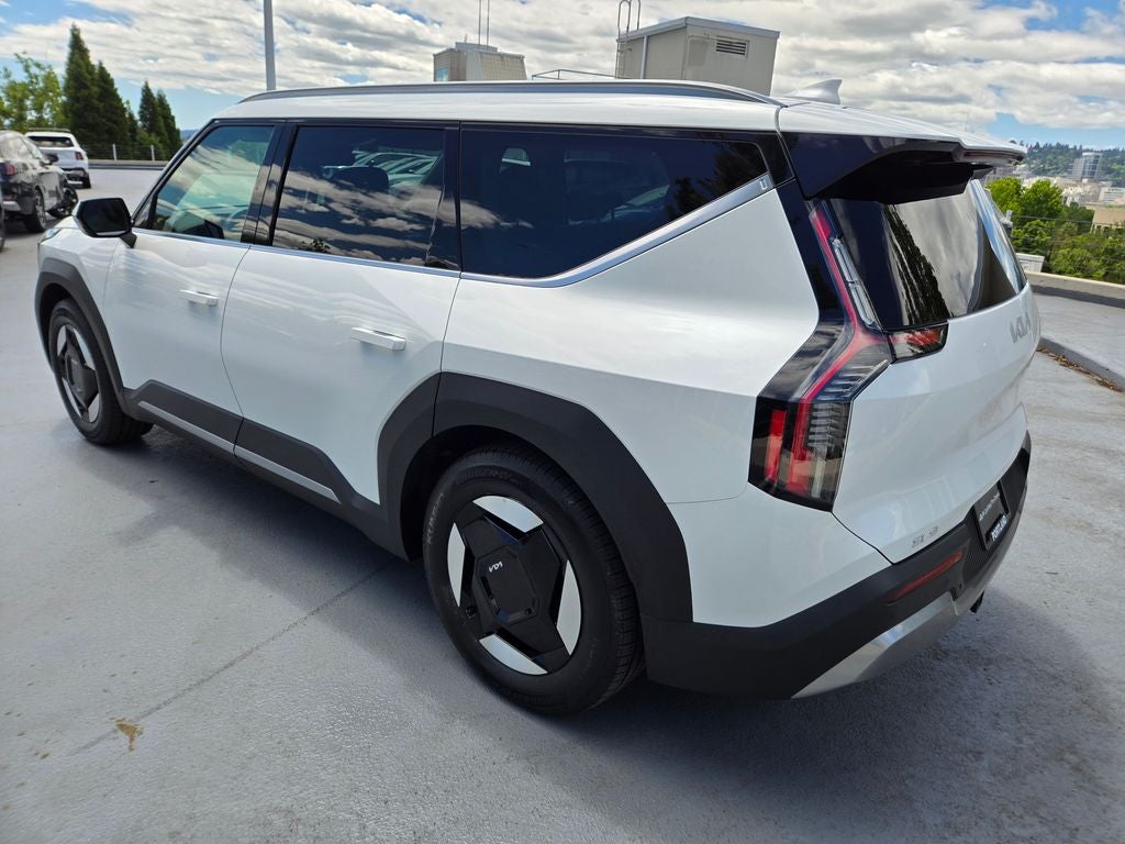 2024 Kia EV9 Wind