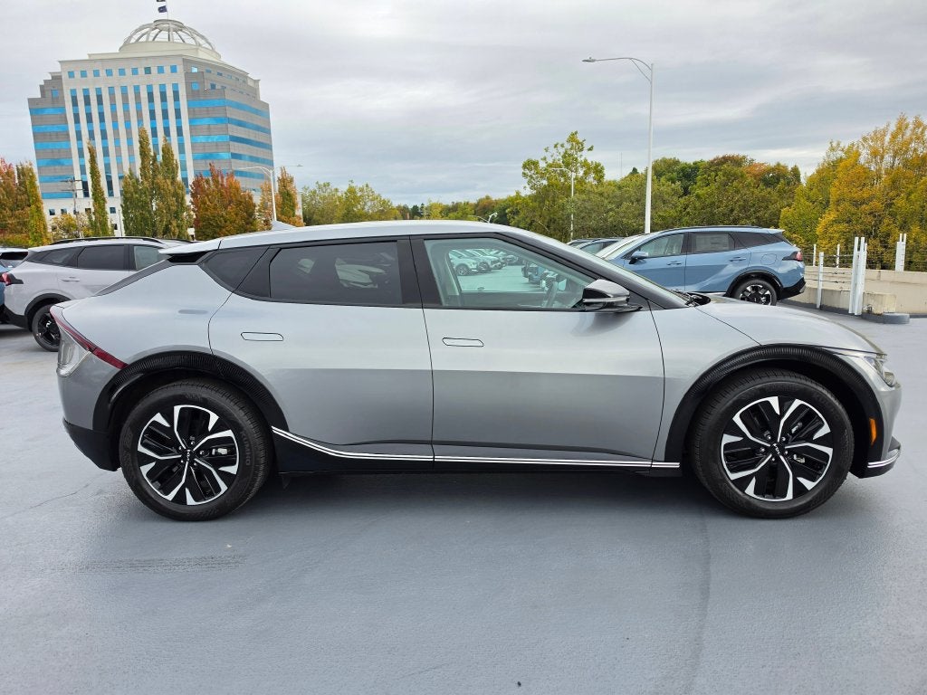 2024 Kia EV6 Wind