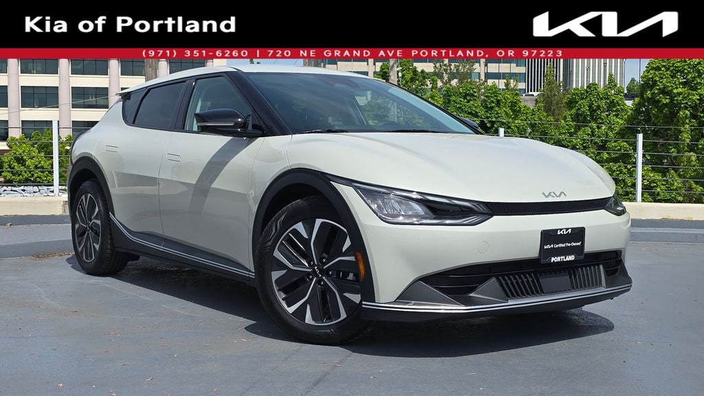 2024 Kia EV6 Light