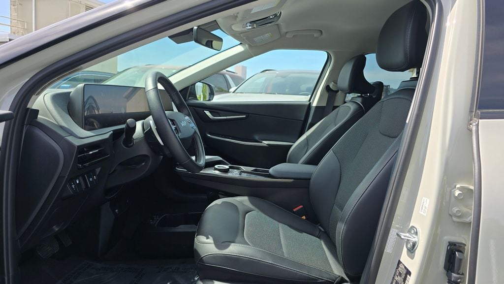 2024 Kia EV6 Light