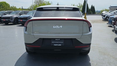 2024 Kia EV6 Light