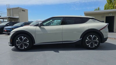 2024 Kia EV6 Light