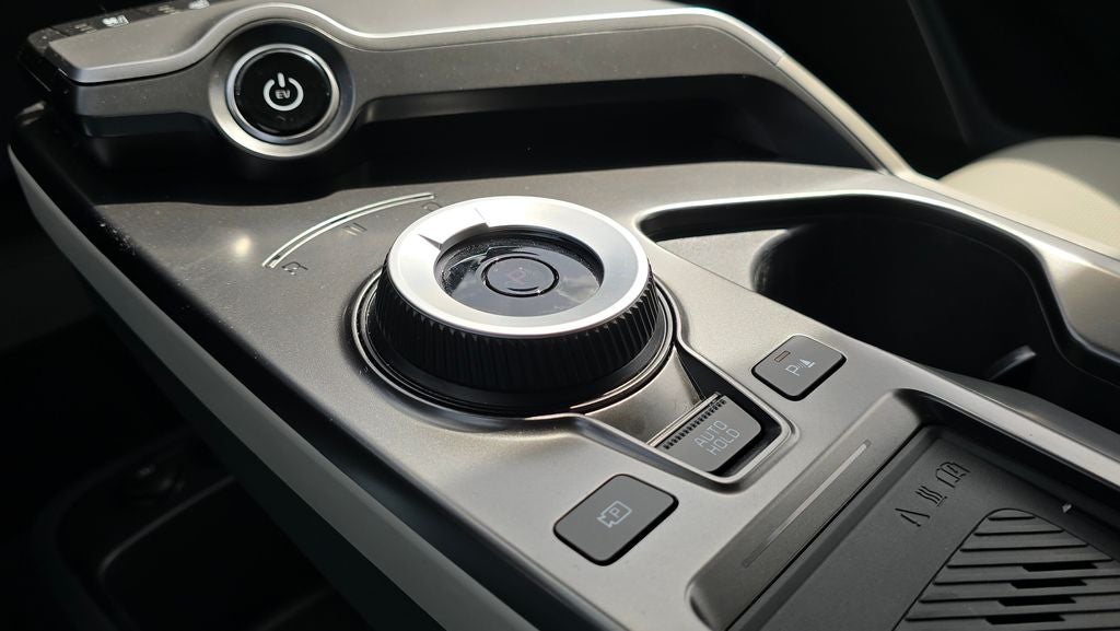 2024 Kia EV6 Wind