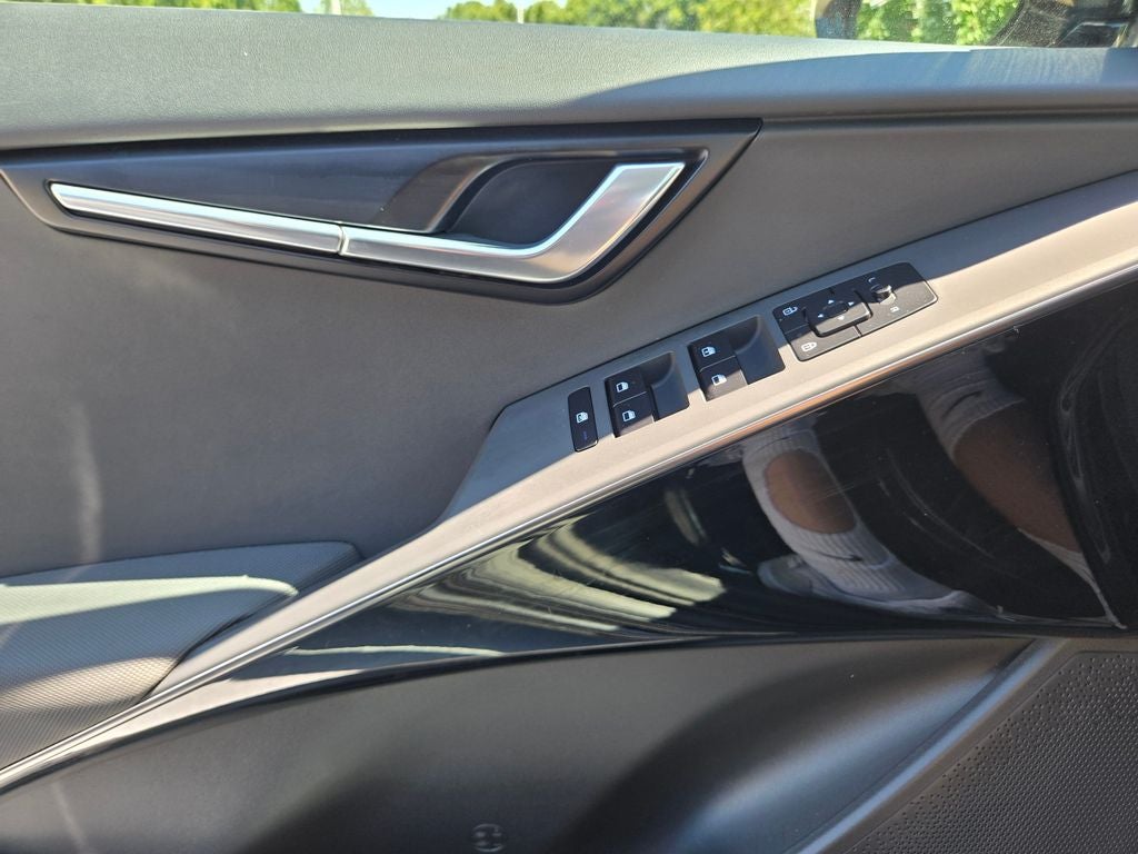 2024 Kia Niro EV Wind