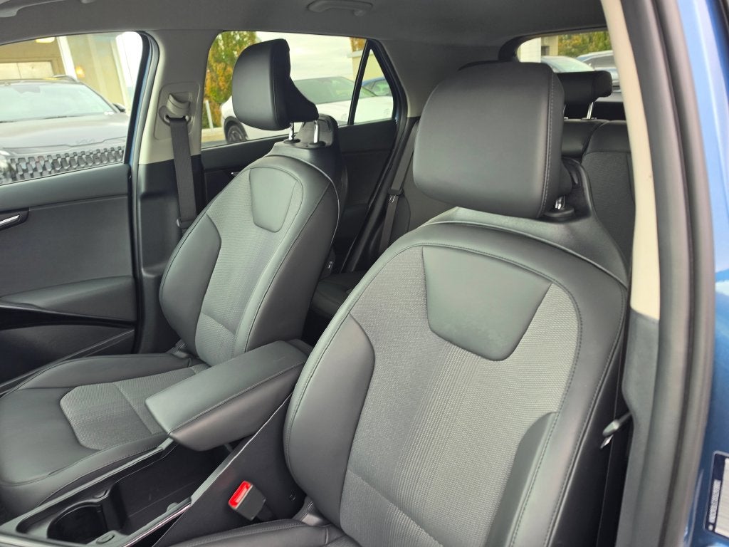 2025 Kia Niro EX