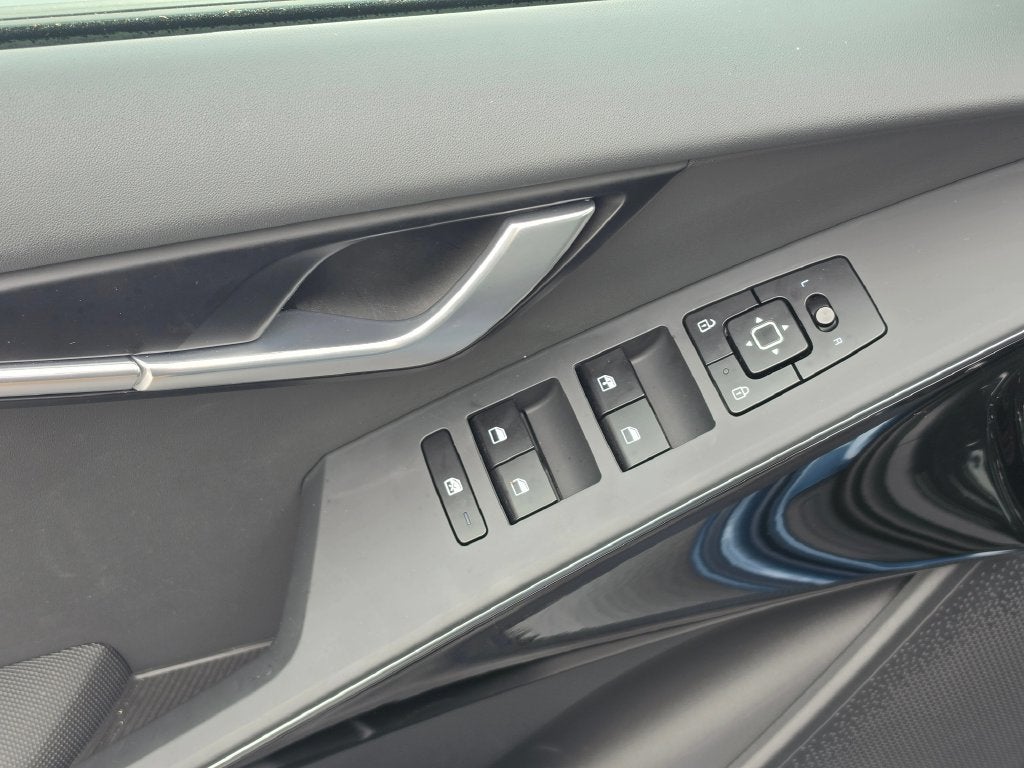 2025 Kia Niro EX