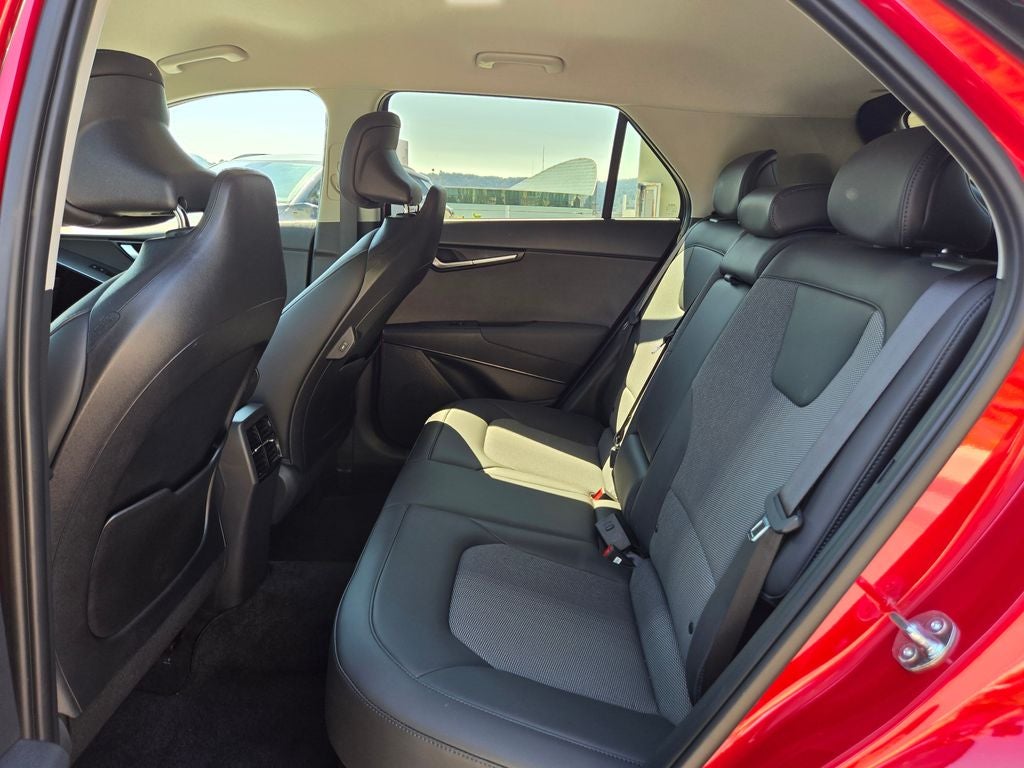 2025 Kia Niro EX