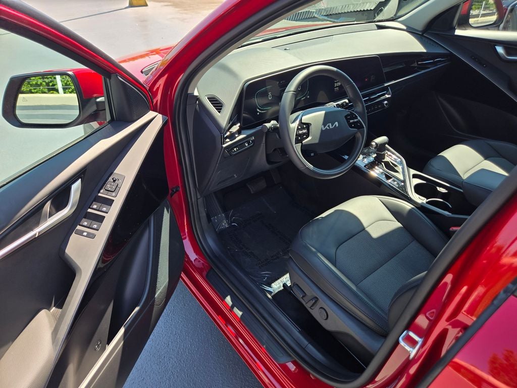 2025 Kia Niro EX