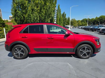 2025 Kia Niro EX