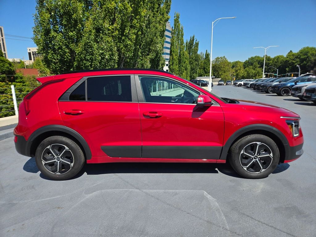 2025 Kia Niro EX