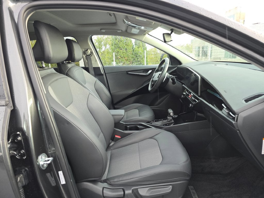 2024 Kia Niro EX Touring