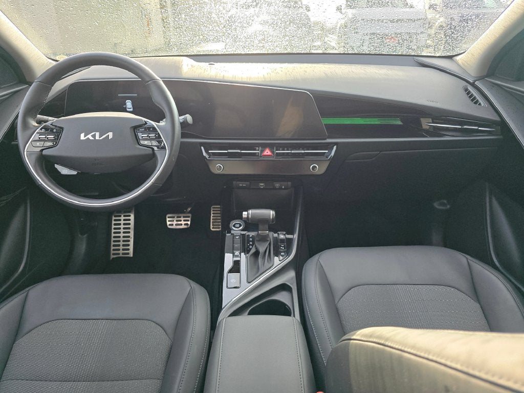 2024 Kia Niro EX Touring