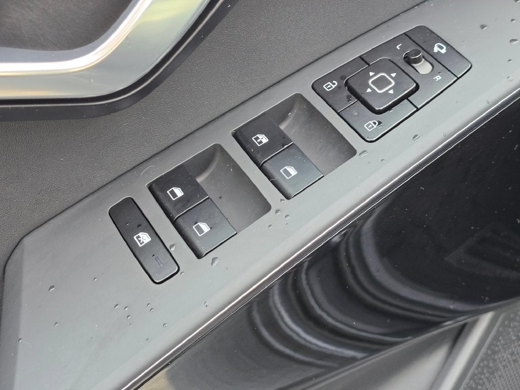 2024 Kia Niro EX Touring