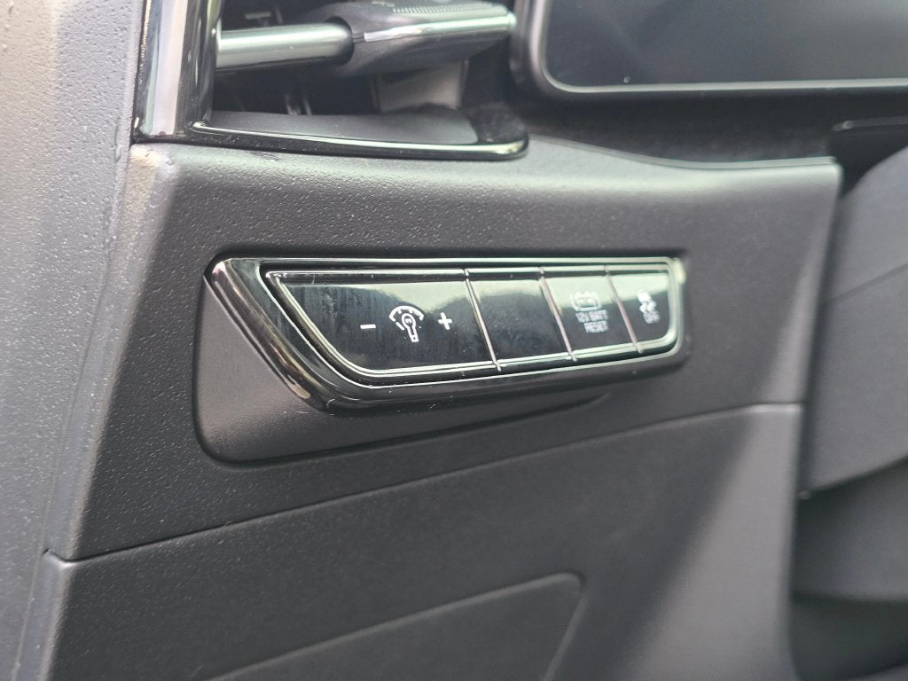 2024 Kia Niro EX Touring