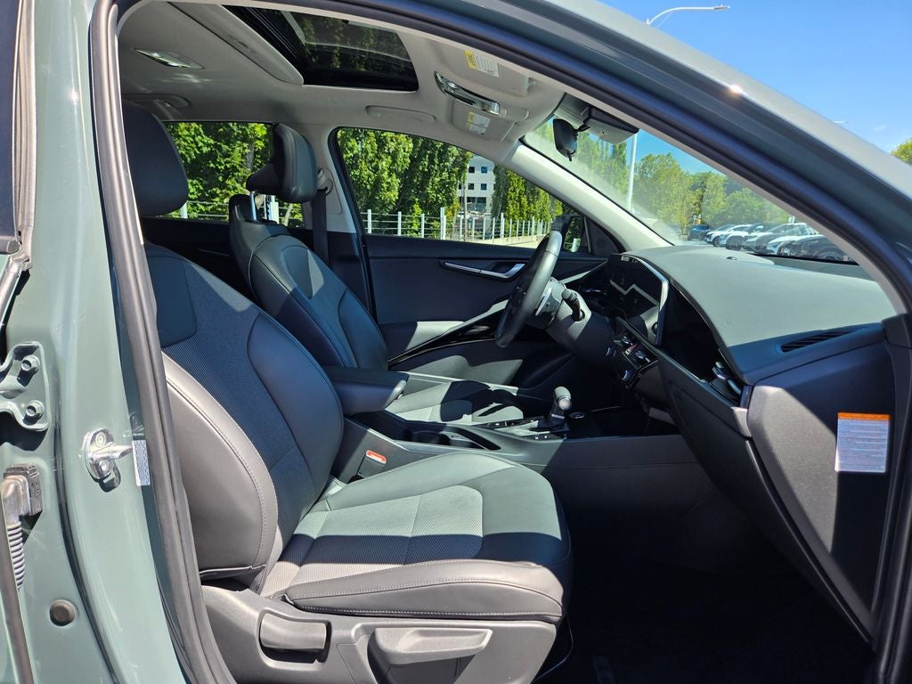 2023 Kia Niro EX Touring