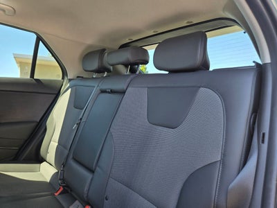 2023 Kia Niro EX Touring
