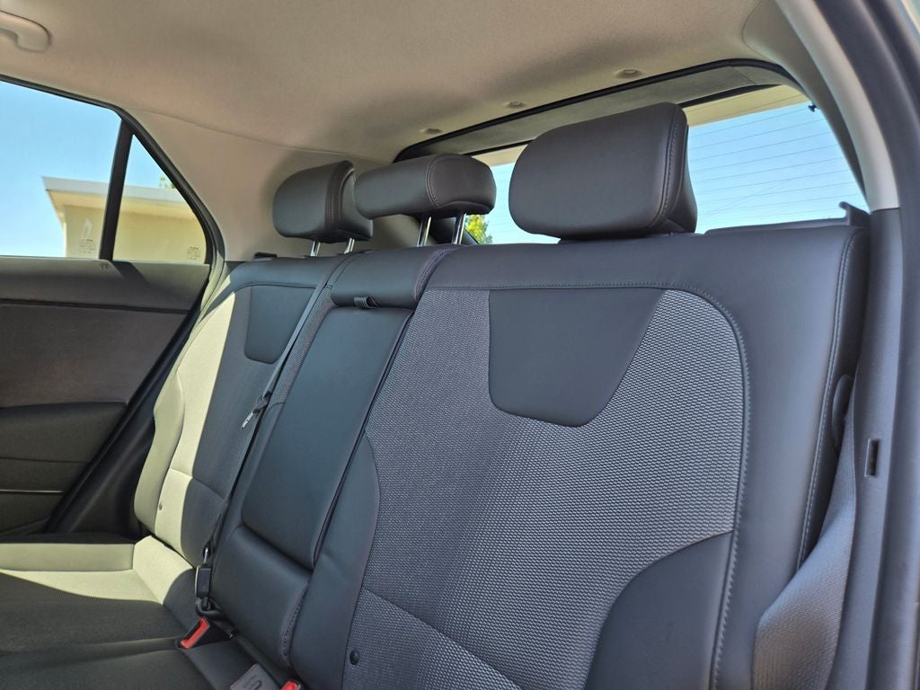 2023 Kia Niro EX Touring