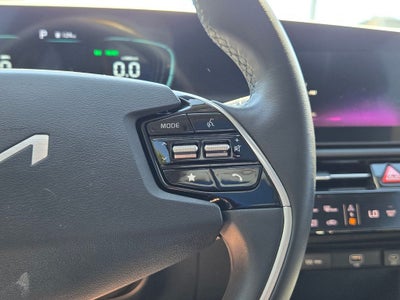 2023 Kia Niro EX Touring