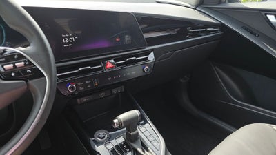 2023 Kia Niro EX