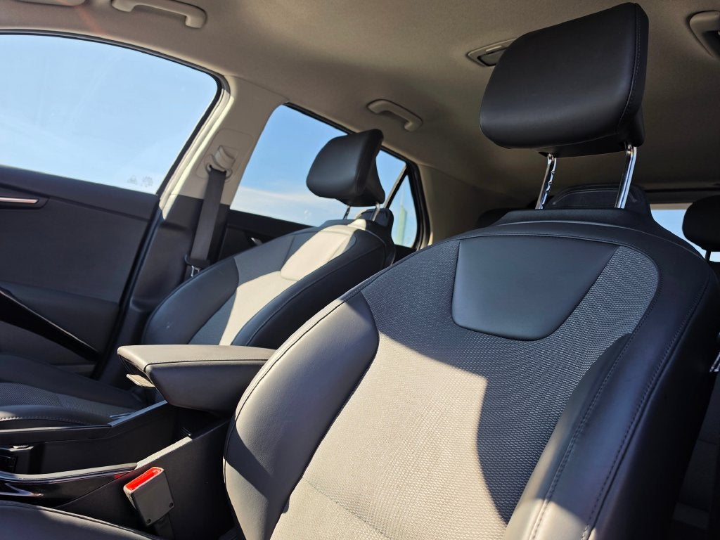 2024 Kia Niro Plug-In Hybrid EX