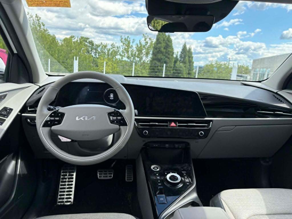 2024 Kia Niro EV Wave