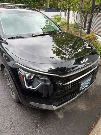 2023 Kia Niro SX