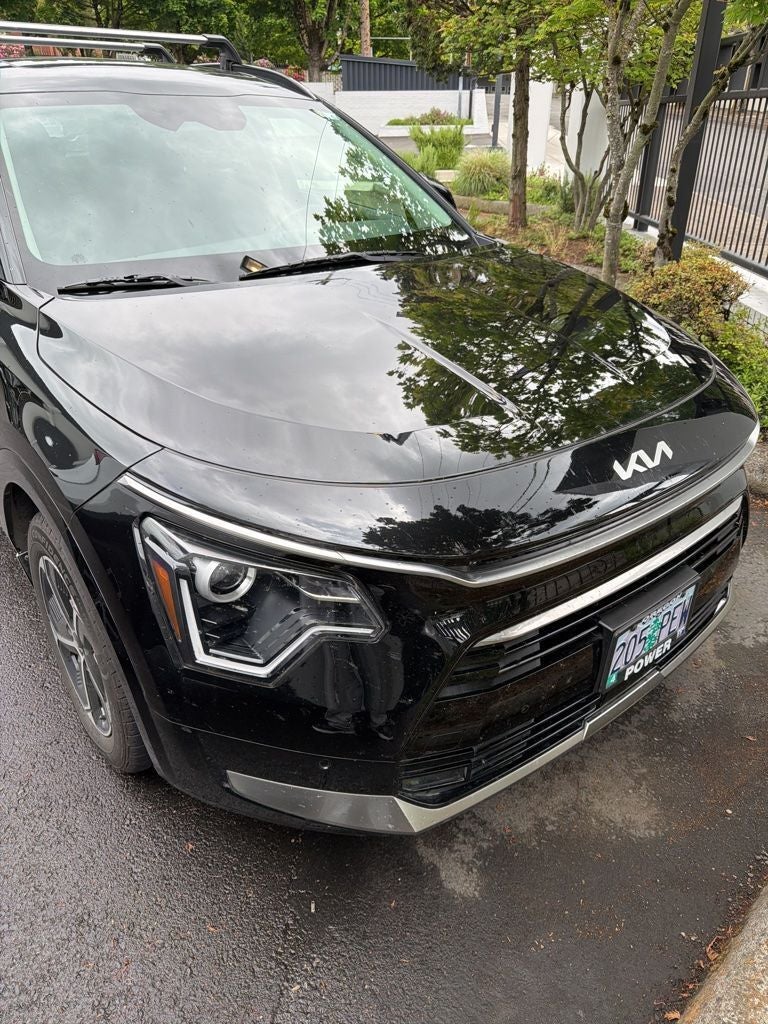 2023 Kia Niro SX