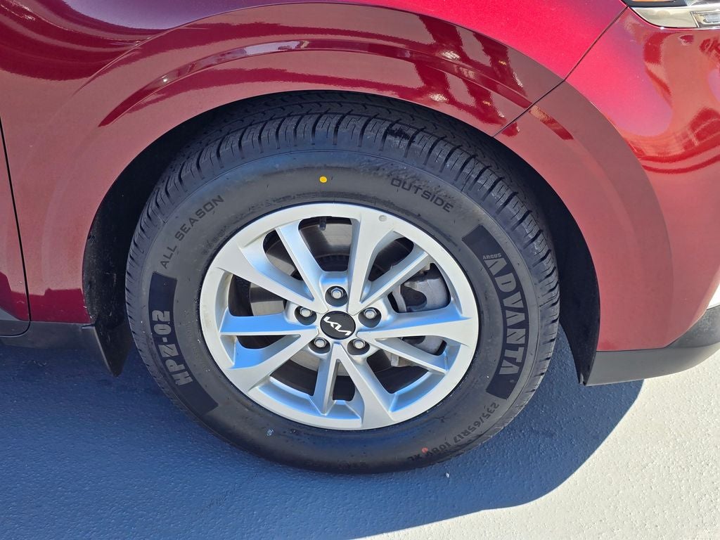 2024 Kia Carnival LX