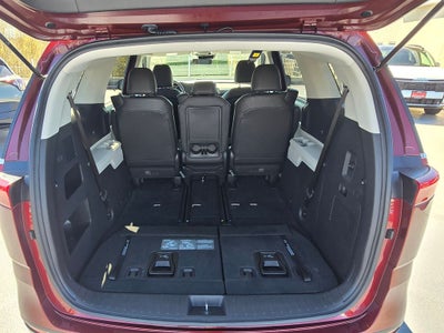2024 Kia Carnival LX