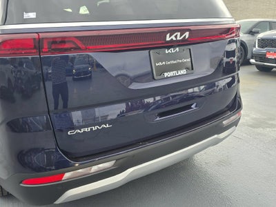 2024 Kia Carnival LX