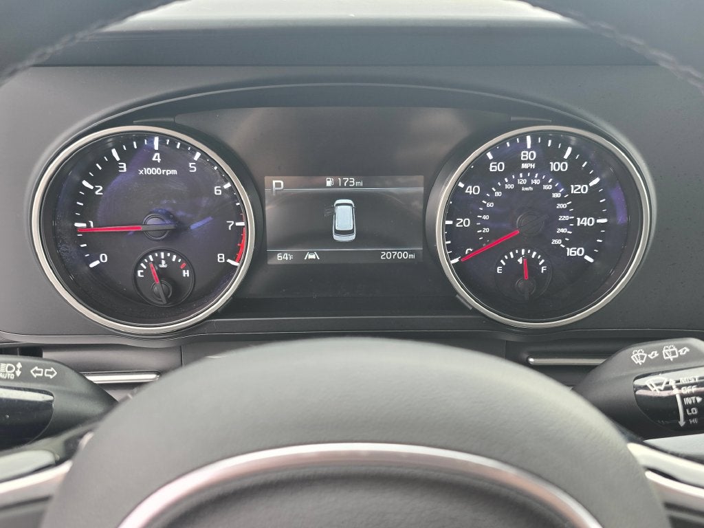 2024 Kia Carnival LX