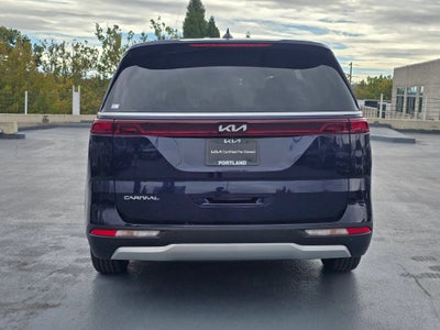 2024 Kia Carnival LX