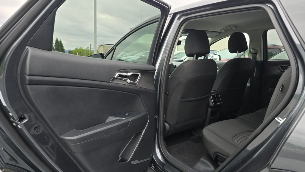 2025 Kia Sportage LX